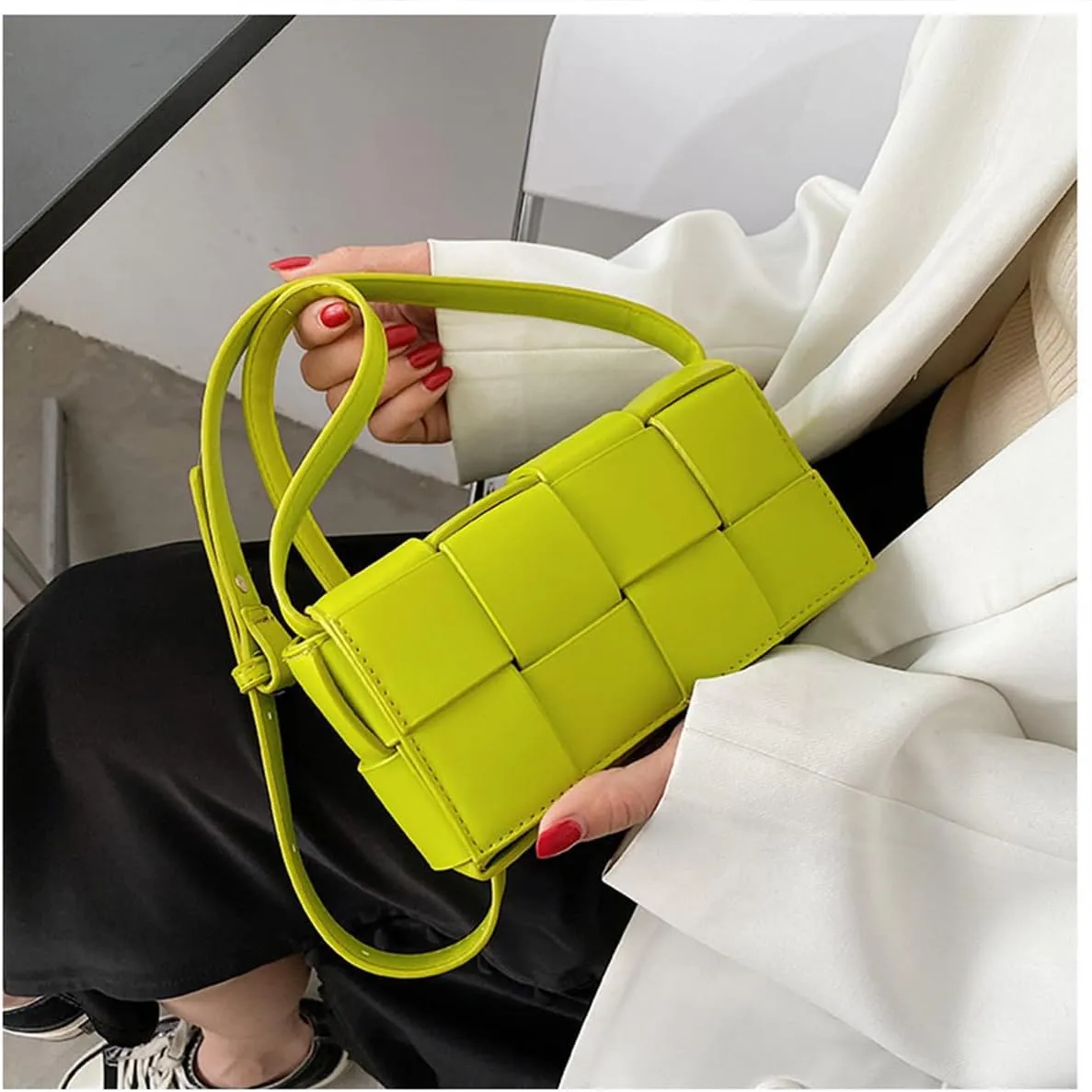 Fanny Pack with Convertible Crossbody Shoulder Bag for Women, Woven Cassette-Style Handbag Purse with Adjustable Belt (Kiwi green)
